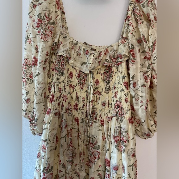Free People maxi dress, large, cream color with red flowers, short sleeves - Picture 6 of 12